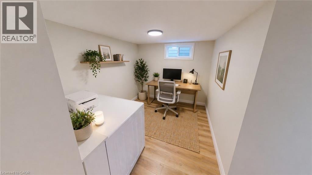 132 GRAHAM Street Unit# Lower, Waterloo, Ontario, N2J1A1 — Photo 8