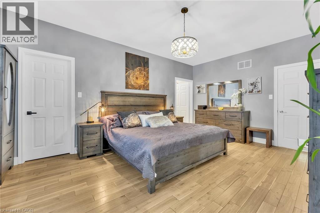 600 HENDERSON Drive, Aurora, Ontario, L4G5R1 — Photo 20