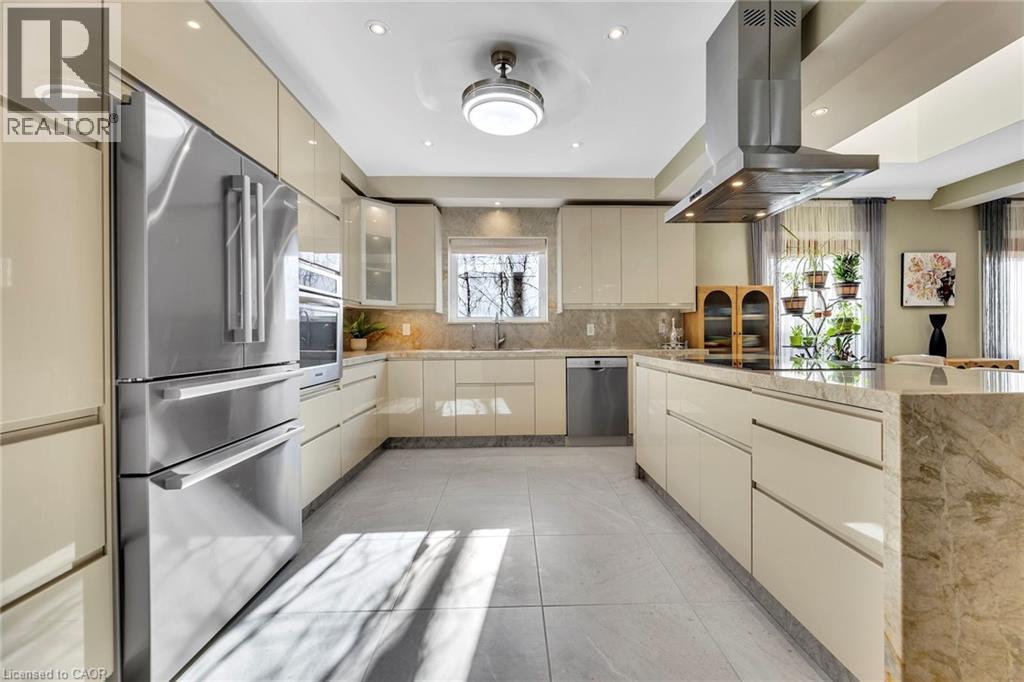 600 HENDERSON Drive, Aurora, Ontario, L4G5R1 — Photo 6