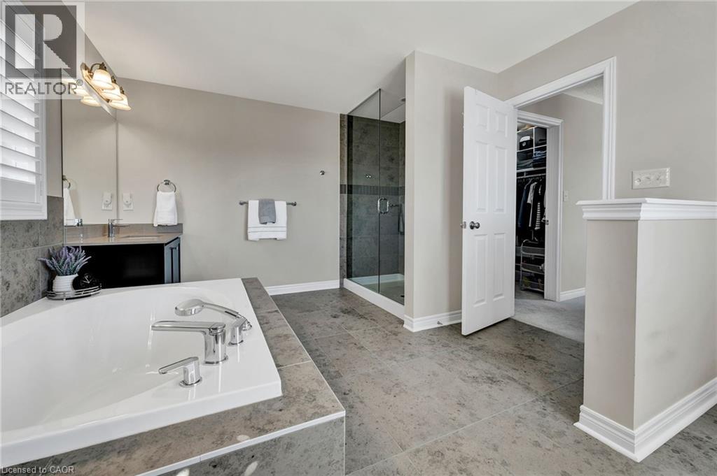 15 PIETER VOS Drive, Kitchener, Ontario, N2P0G1 — Photo 19