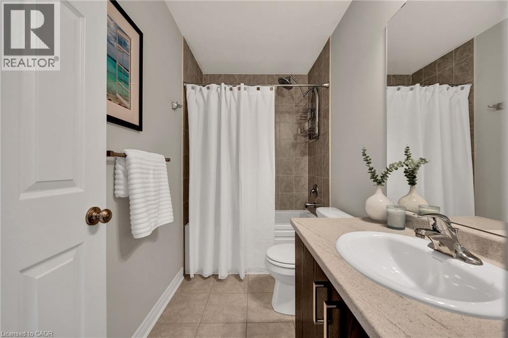 15 PIETER VOS Drive, Kitchener, Ontario, N2P0G1 — Photo 27