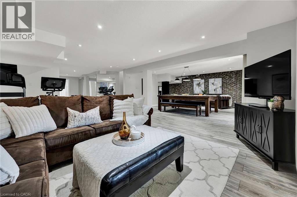 15 PIETER VOS Drive, Kitchener, Ontario, N2P0G1 — Photo 35