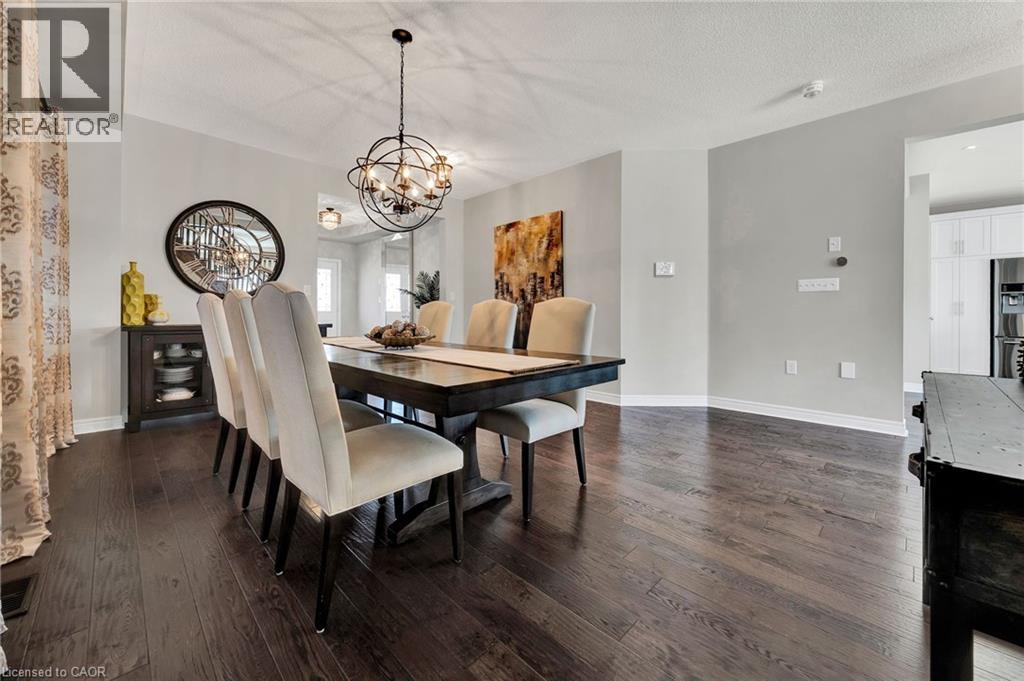 15 PIETER VOS Drive, Kitchener, Ontario, N2P0G1 — Photo 5