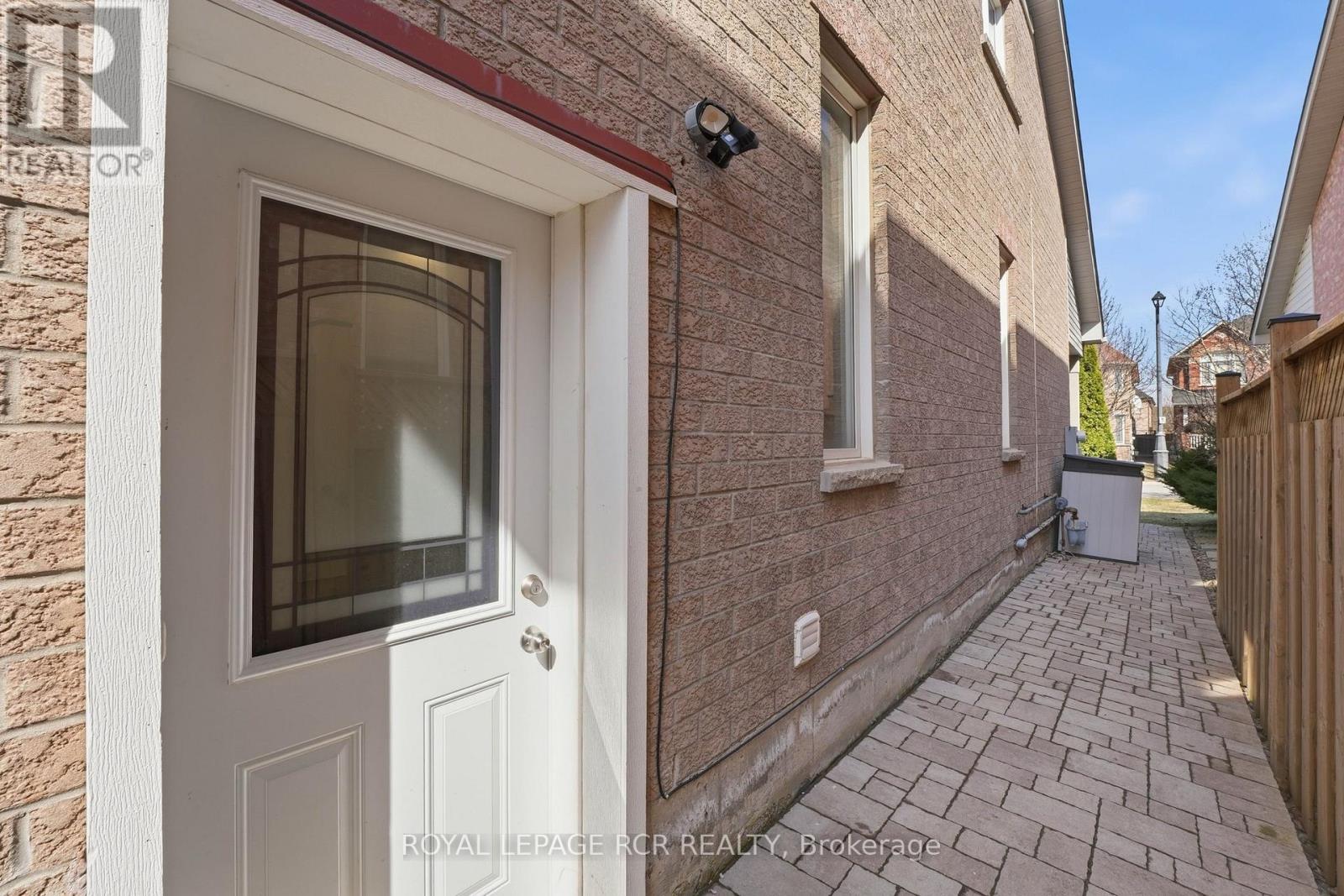 18 KERR LANE, Aurora, Ontario, L4G0E5 — Photo 46