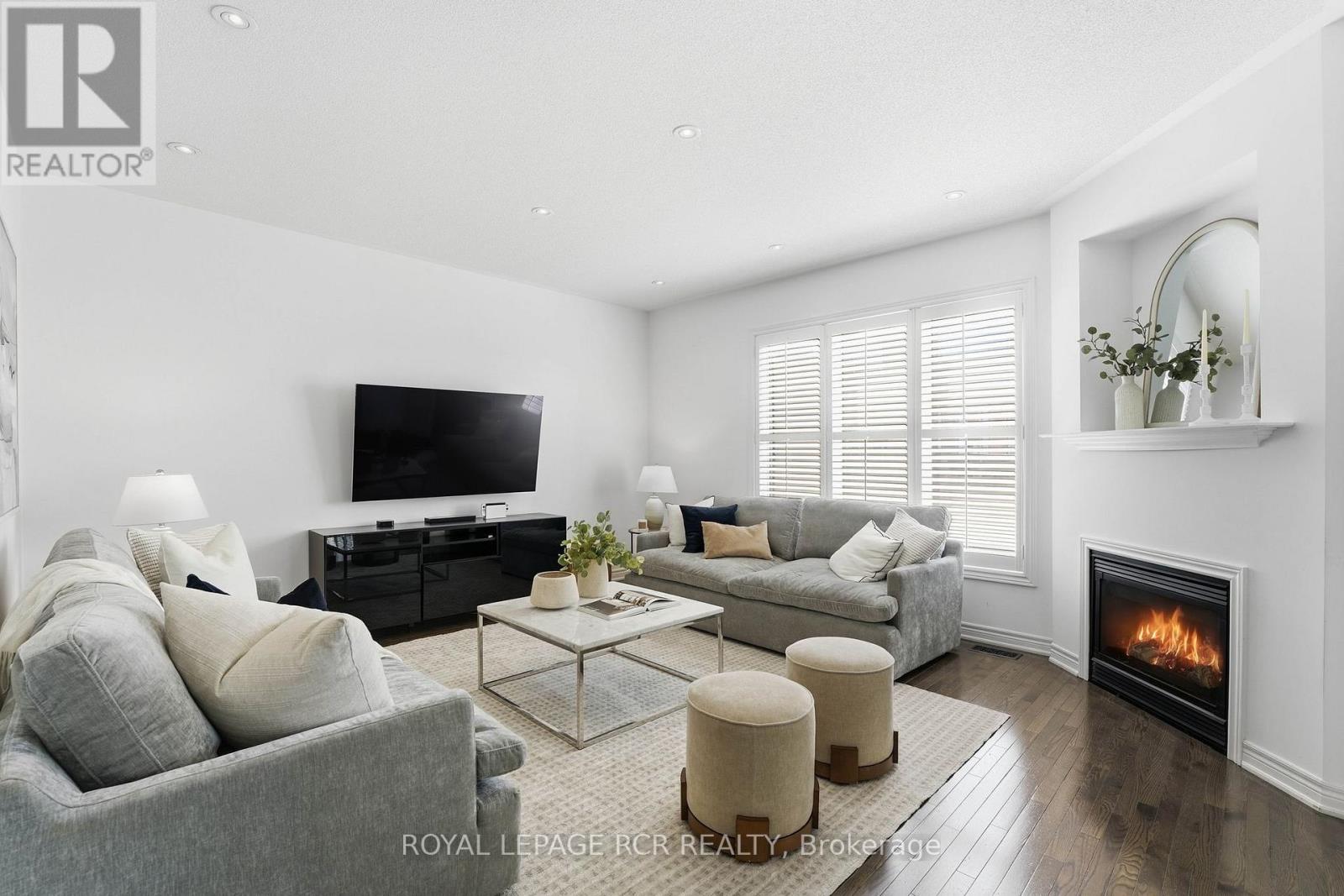 18 KERR LANE, Aurora, Ontario, L4G0E5 — Photo 9