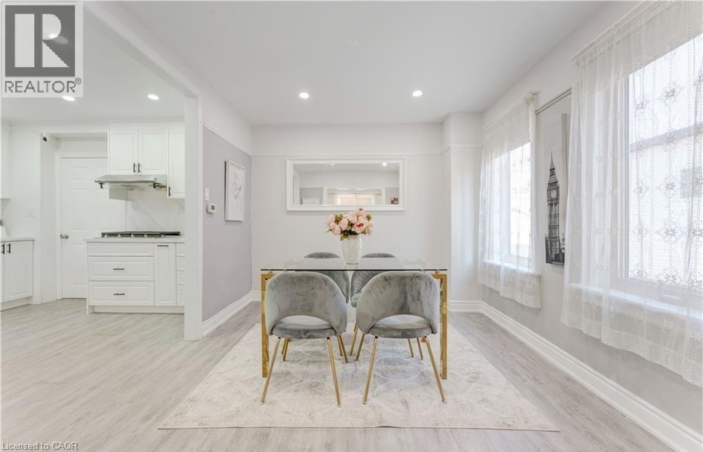 24 ONWARD Avenue, Kitchener, Ontario, N2H3J7 — Photo 12