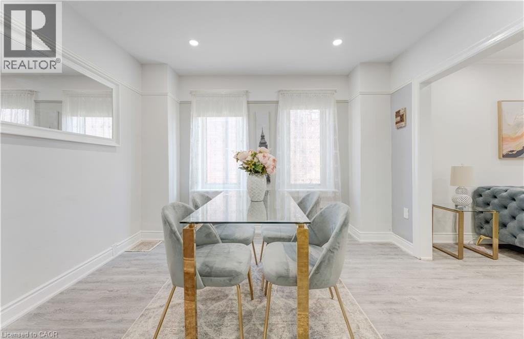 24 ONWARD Avenue, Kitchener, Ontario, N2H3J7 — Photo 13