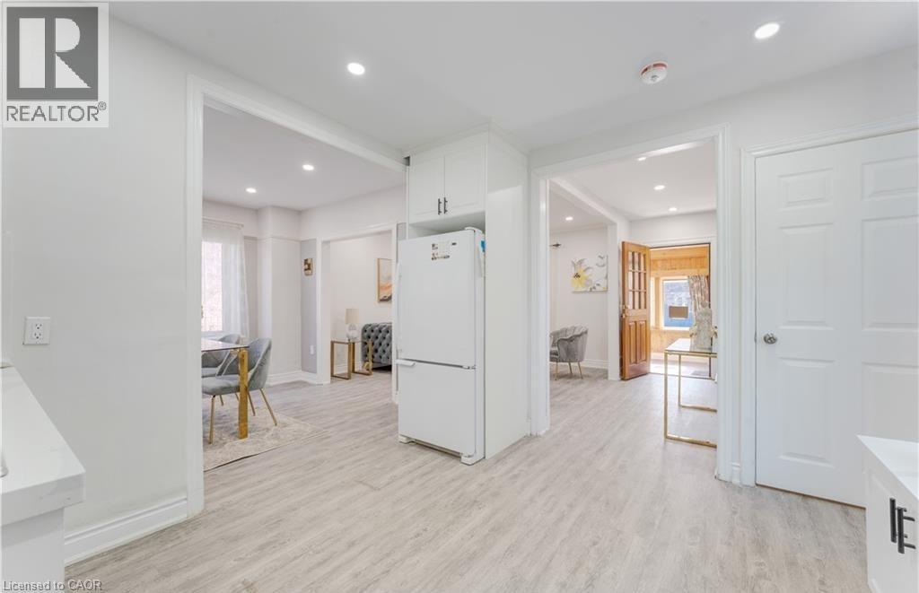 24 ONWARD Avenue, Kitchener, Ontario, N2H3J7 — Photo 16