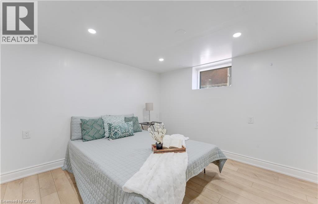 24 ONWARD Avenue, Kitchener, Ontario, N2H3J7 — Photo 25