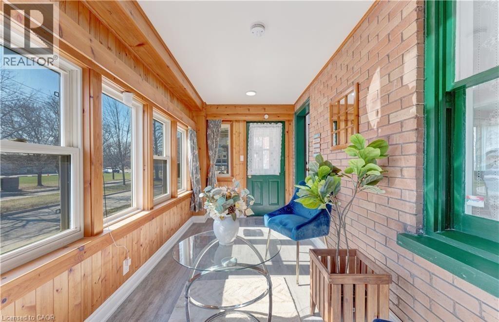 24 ONWARD Avenue, Kitchener, Ontario, N2H3J7 — Photo 6