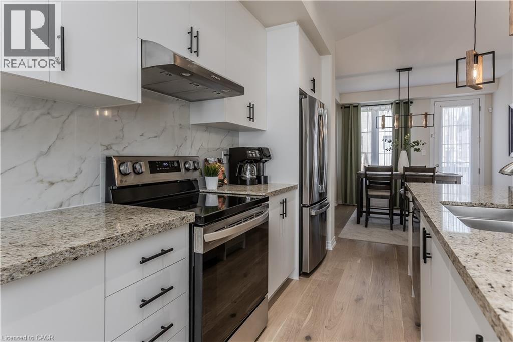 1401 ALMONTE Drive, Burlington, Ontario, L7P0V8 — Photo 9