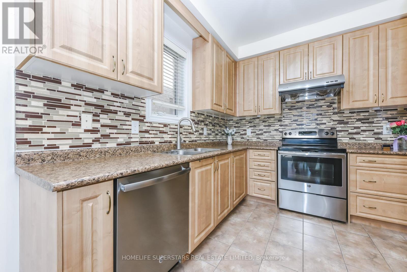 16 ALTURA WAY, Brampton (Bram East), Ontario, L6P4A1 — Photo 7