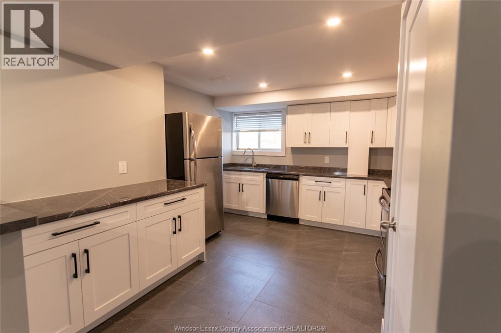 3134 RIBERDY Unit# LOWER, Windsor, Ontario, N8W3T8 — Photo 9
