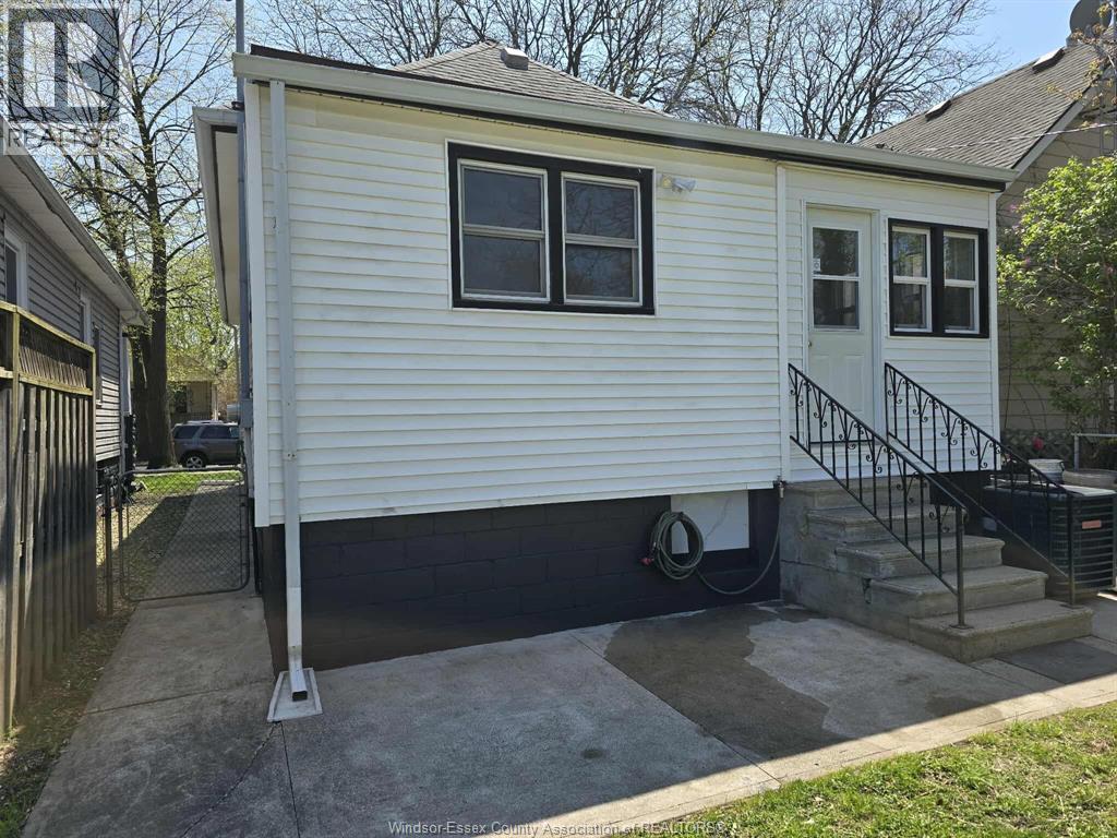 364 CLINTON STREET, Windsor, Ontario, N8X1A6 — Photo 29