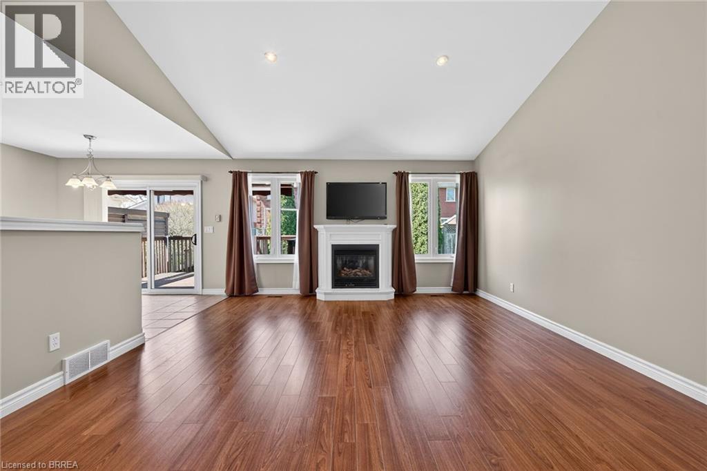 76 MANN Avenue, Simcoe, Ontario, N3Y5K4 — Photo 6