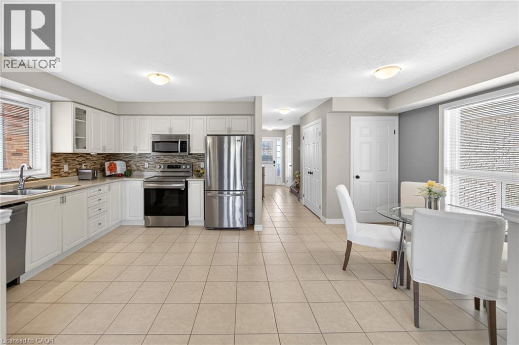 21 MULLIN Drive, Guelph, Ontario, N1E0E1 — Photo 12