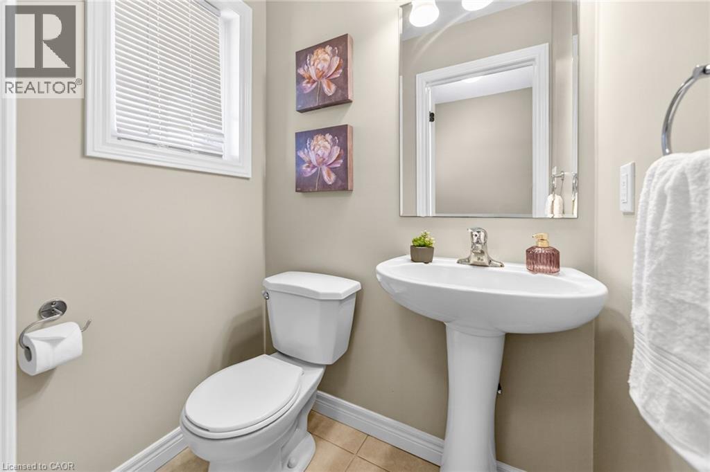 21 MULLIN Drive, Guelph, Ontario, N1E0E1 — Photo 15