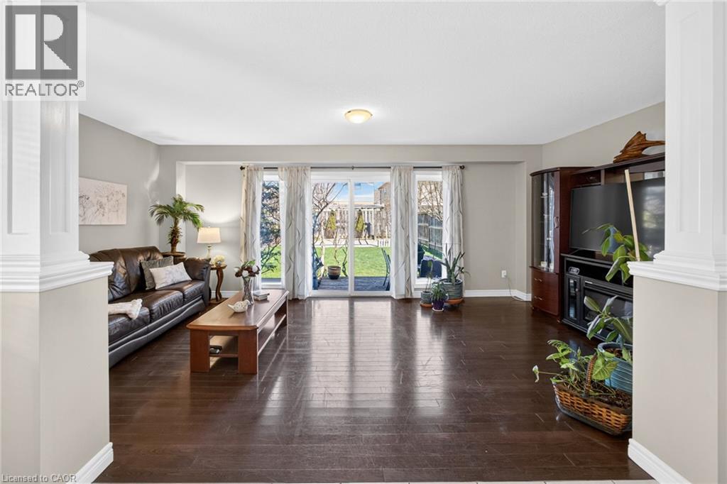 21 MULLIN Drive, Guelph, Ontario, N1E0E1 — Photo 17