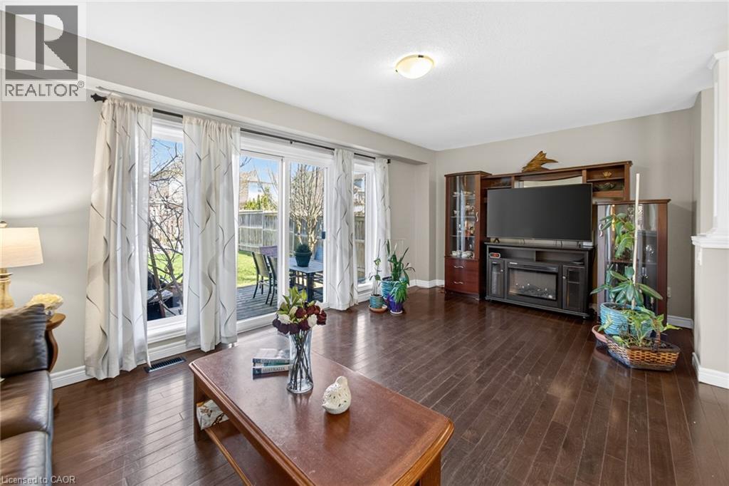 21 MULLIN Drive, Guelph, Ontario, N1E0E1 — Photo 20