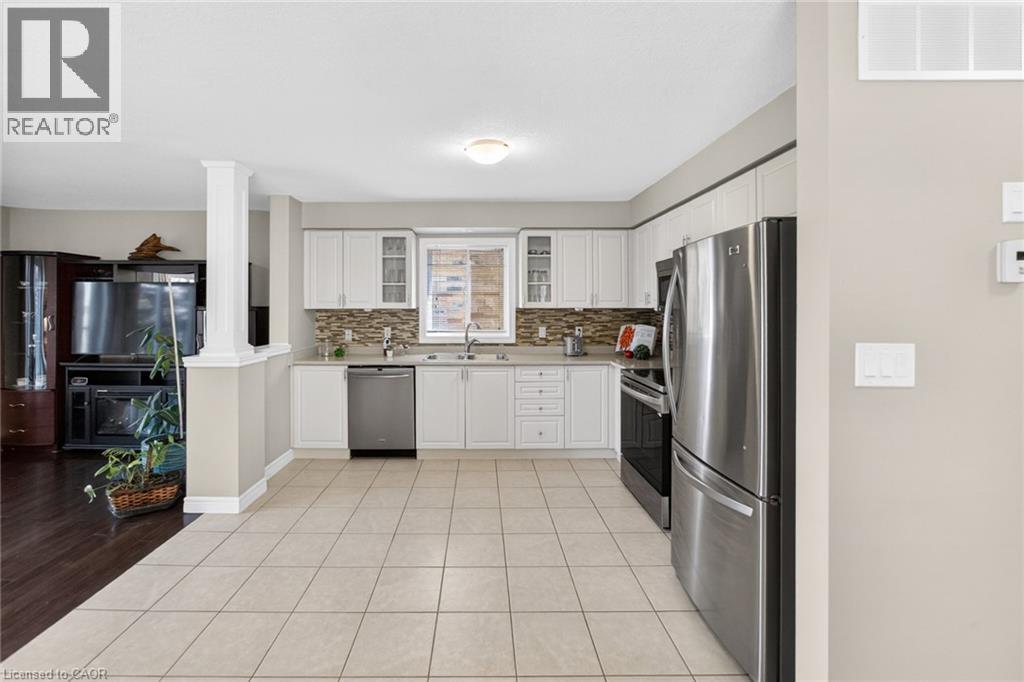 21 MULLIN Drive, Guelph, Ontario, N1E0E1 — Photo 8