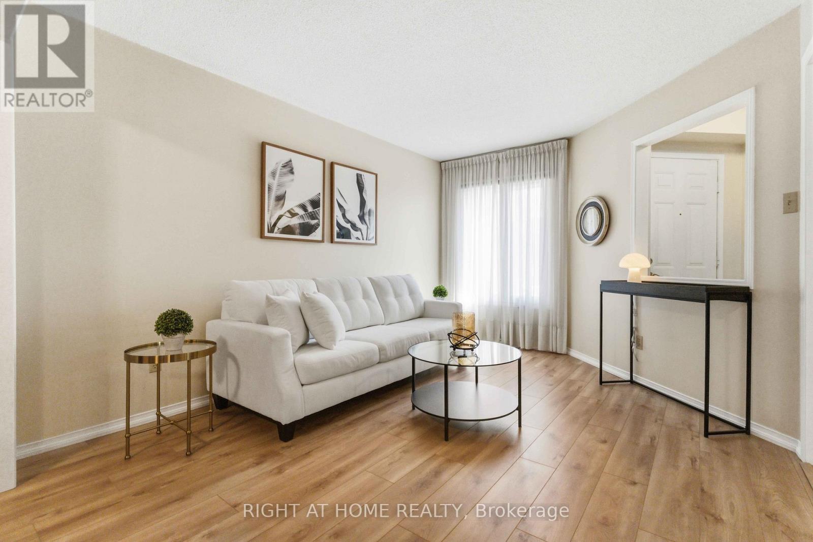 39 DAVIES CRESCENT, Whitby (Pringle Creek), Ontario, L1N8X4 — Photo 4