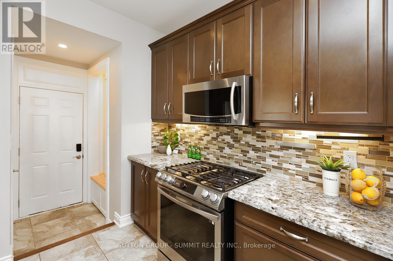 378 BLINCO TERRACE, Milton (CL Clarke), Ontario, L9T8Y6 — Photo 12