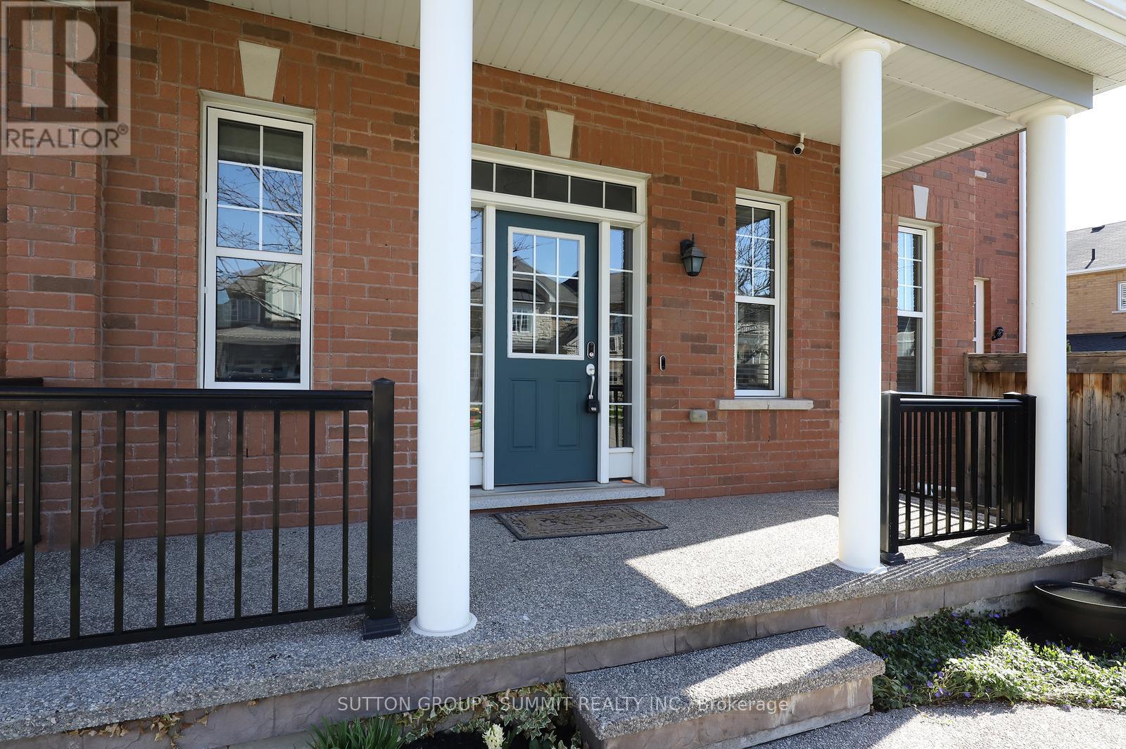 378 BLINCO TERRACE, Milton (CL Clarke), Ontario, L9T8Y6 — Photo 3