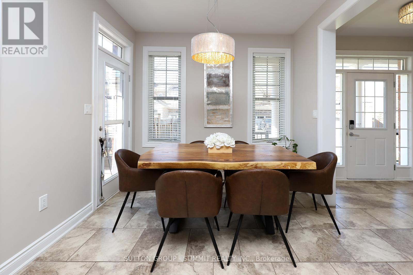 378 BLINCO TERRACE, Milton (CL Clarke), Ontario, L9T8Y6 — Photo 7