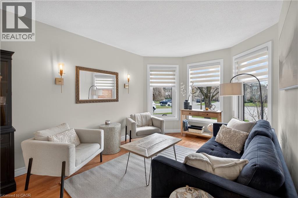 1151 CAMPBELL Court, Burlington, Ontario, L7S1Z7 — Photo 6