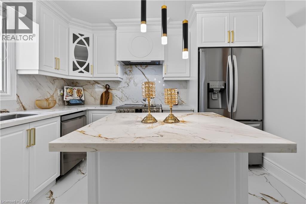 23 EDWARD Street, Hamilton, Ontario, L8L2V2 — Photo 13