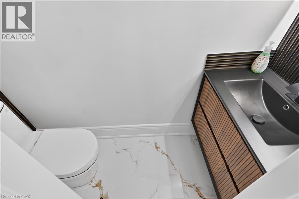 23 EDWARD Street, Hamilton, Ontario, L8L2V2 — Photo 9