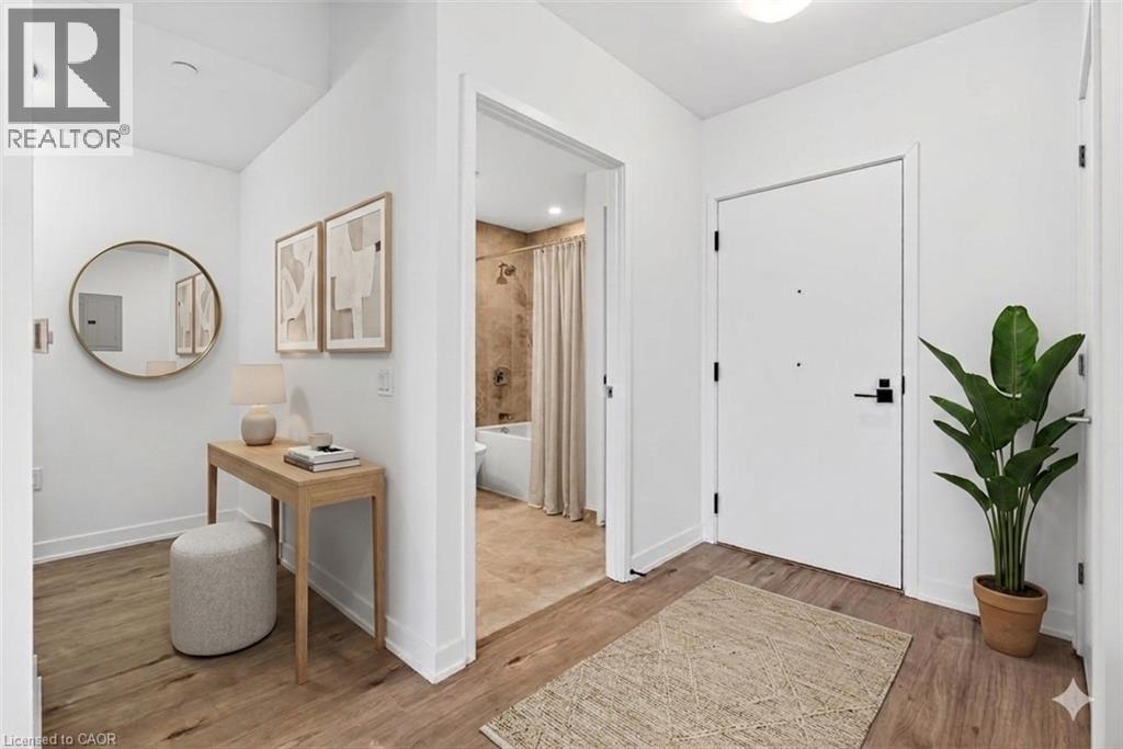 500 PLAINS Road E Unit# 207, Burlington, Ontario, L7T2E1 — Photo 2