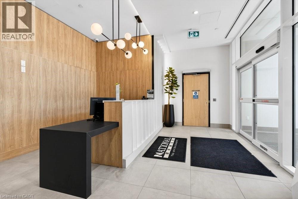 500 PLAINS Road E Unit# 207, Burlington, Ontario, L7T2E1 — Photo 9