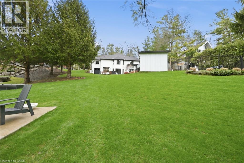 10118 JOHN Street, Grand Bend, Ontario, N0M1T0 — Photo 2
