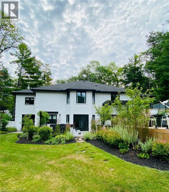 10118 JOHN Street, Grand Bend, Ontario, N0M1T0 — Photo 28