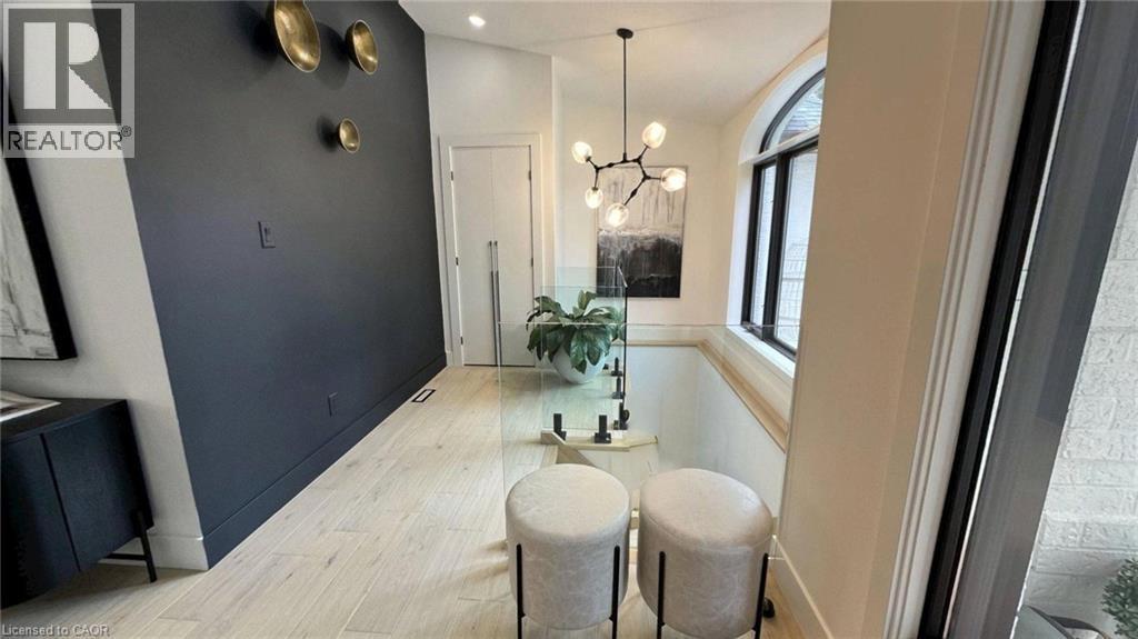 10118 JOHN Street, Grand Bend, Ontario, N0M1T0 — Photo 6