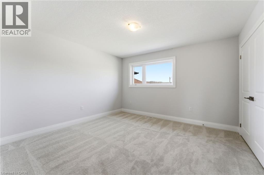 23 WOODVALLEY Court, Hamilton, Ontario, L9B2S7 — Photo 16