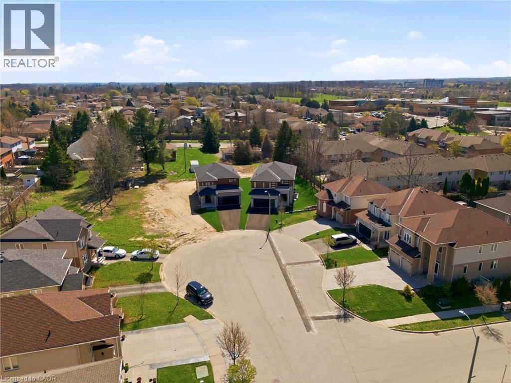 23 WOODVALLEY Court, Hamilton, Ontario, L9B2S7 — Photo 22