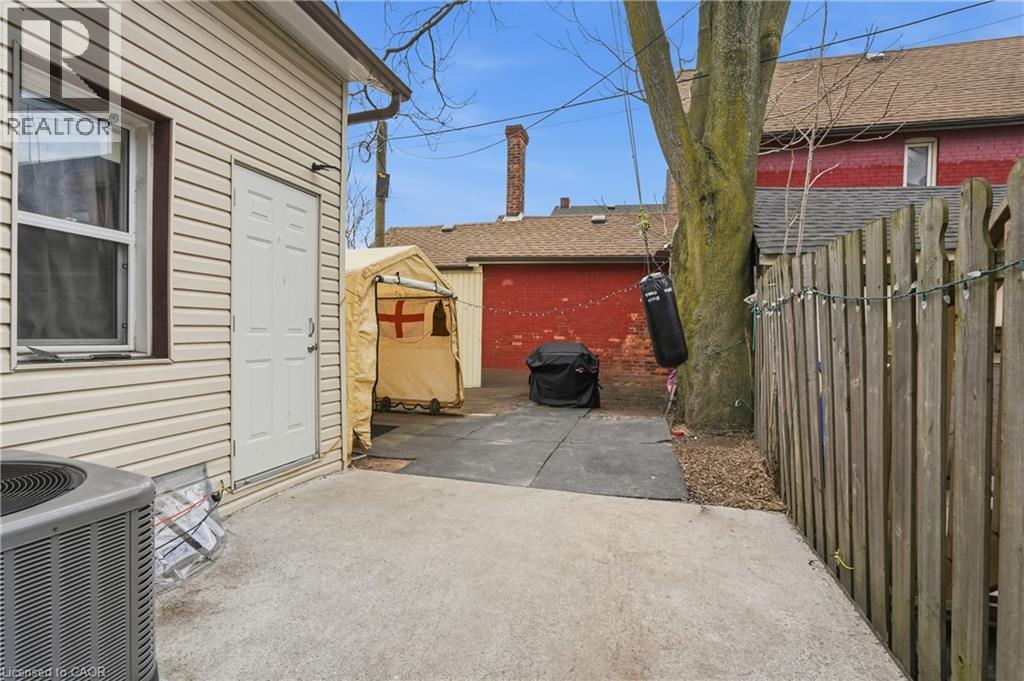 322 BARTON Street E Unit# 4, Hamilton, Ontario, L8L2X7 — Photo 12