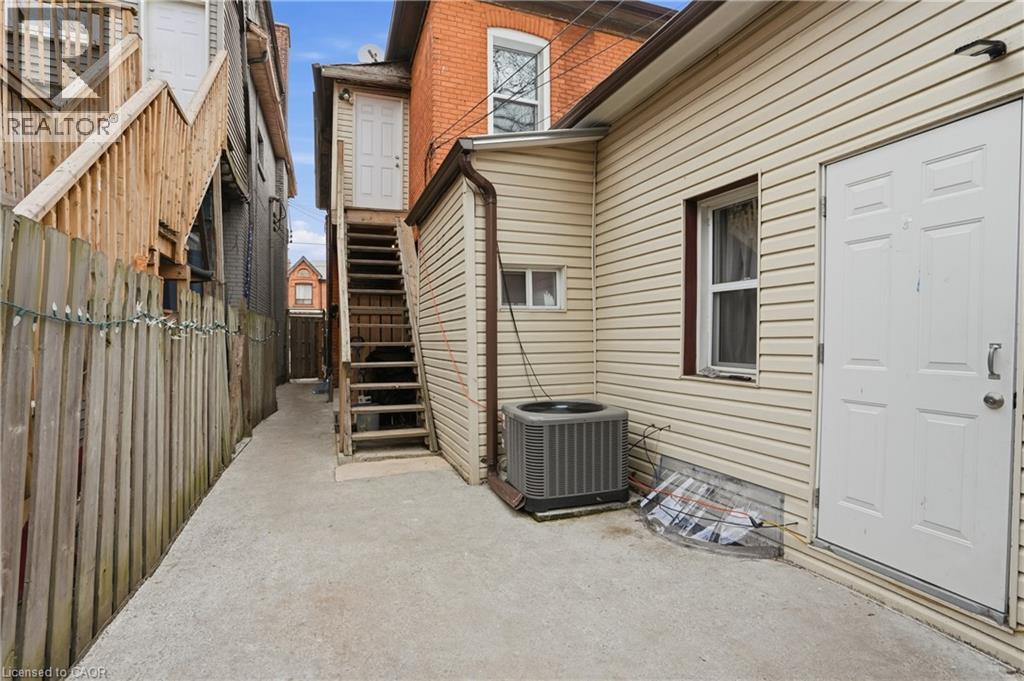 322 BARTON Street E Unit# 4, Hamilton, Ontario, L8L2X7 — Photo 13