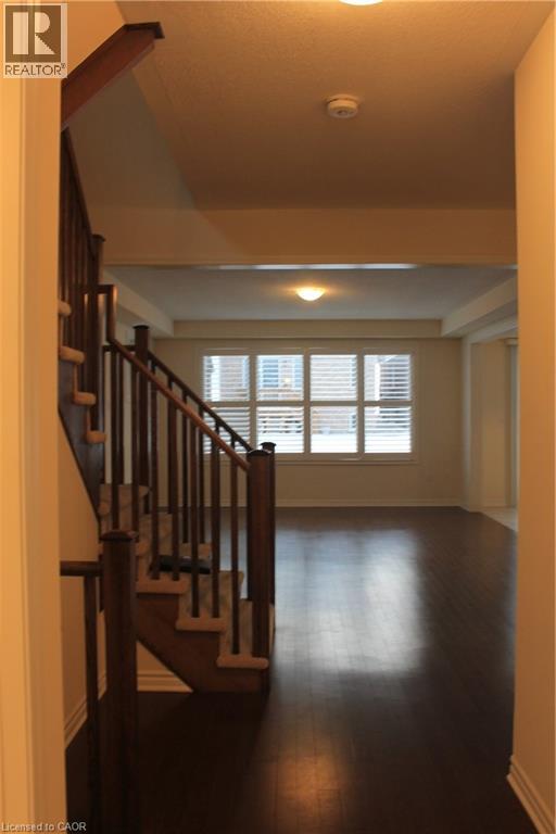 308 RIDGE Road, Cambridge, Ontario, N3H4R6 — Photo 2