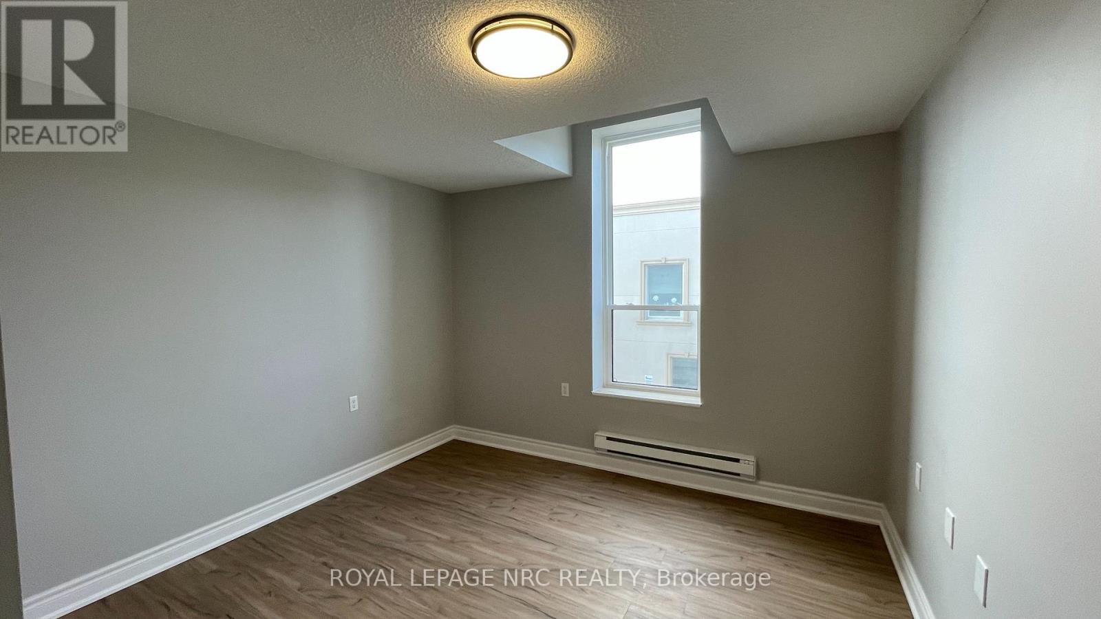 203 - 69 EAST MAIN STREET, Welland (Welland Downtown), Ontario, L3B3W4 — Photo 7