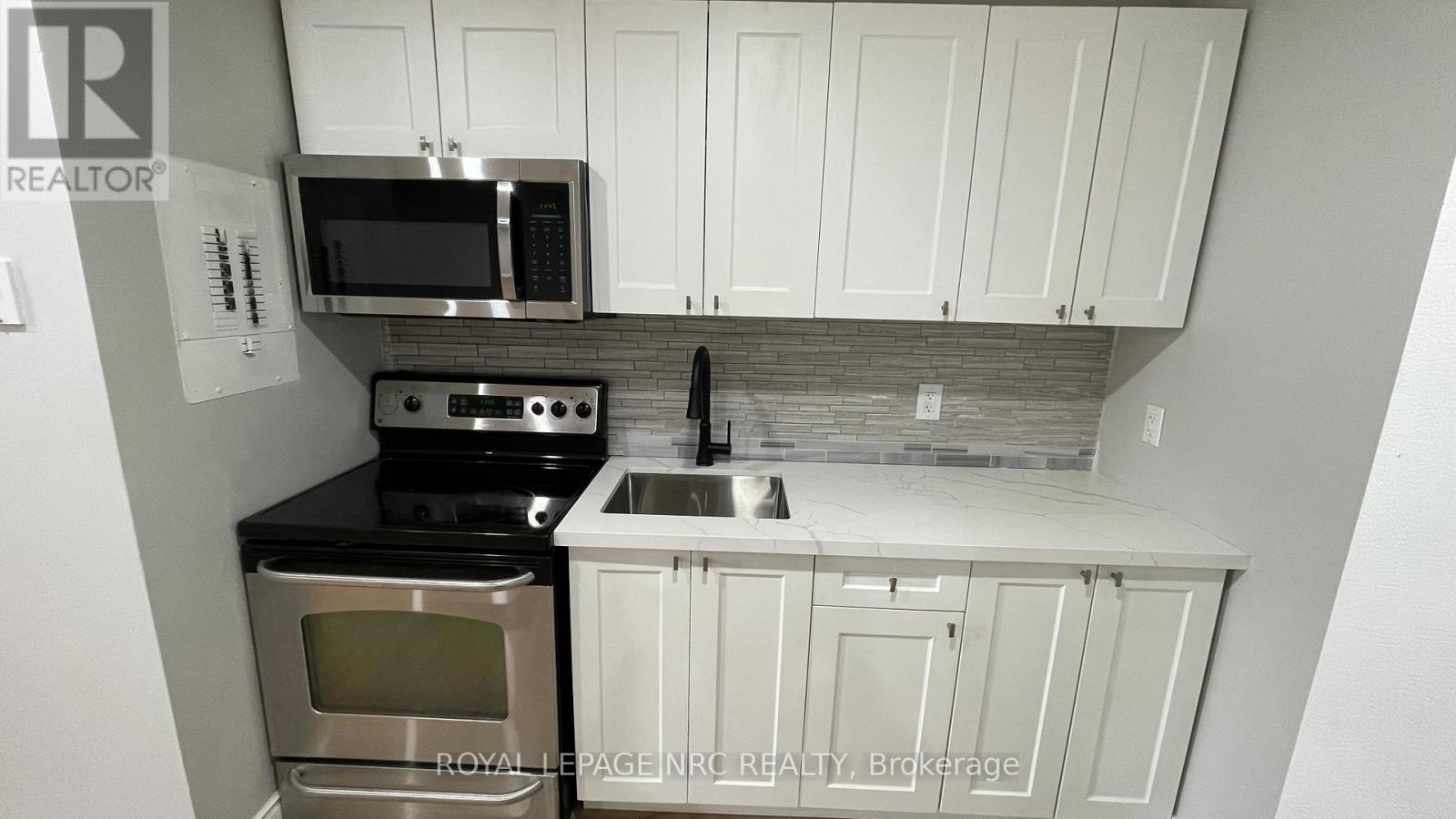 203 - 69 EAST MAIN STREET, Welland (Welland Downtown), Ontario, L3B3W4 — Photo 8