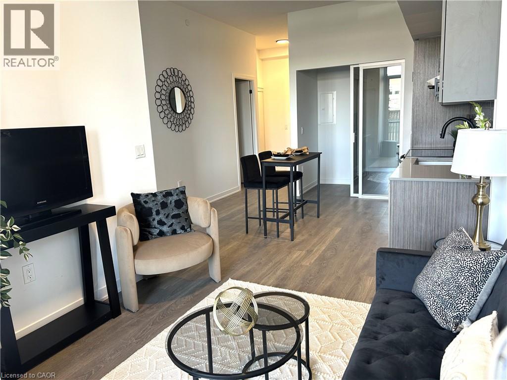 4878 POWERS Common Unit# 118, Burlington, Ontario, L7M0W7 — Photo 3