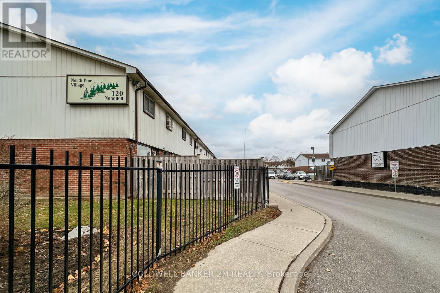 100 - 120 NONQUON ROAD, Oshawa (Centennial), Ontario, L1G7E6 — Photo 2