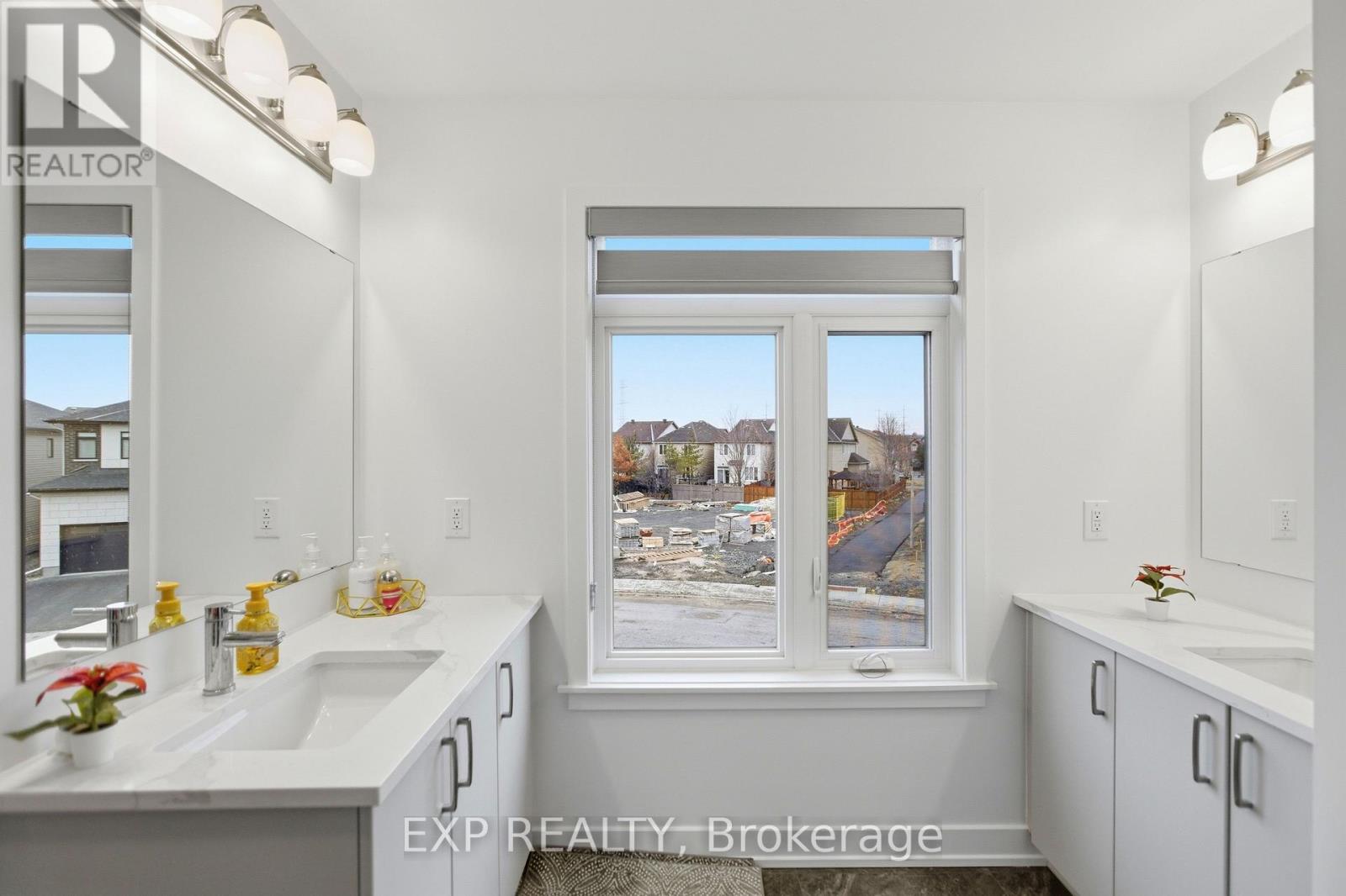 137 SHELLERIGHT STREET, Ottawa, Ontario, K2M0N9 — Photo 18