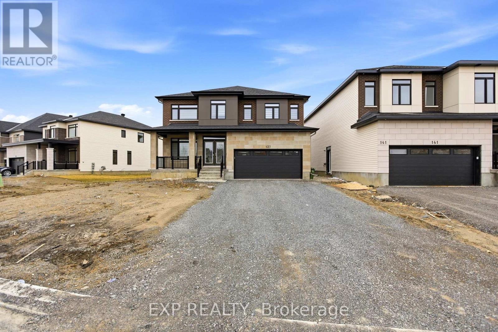 137 SHELLERIGHT STREET, Ottawa, Ontario, K2M0N9 — Photo 2