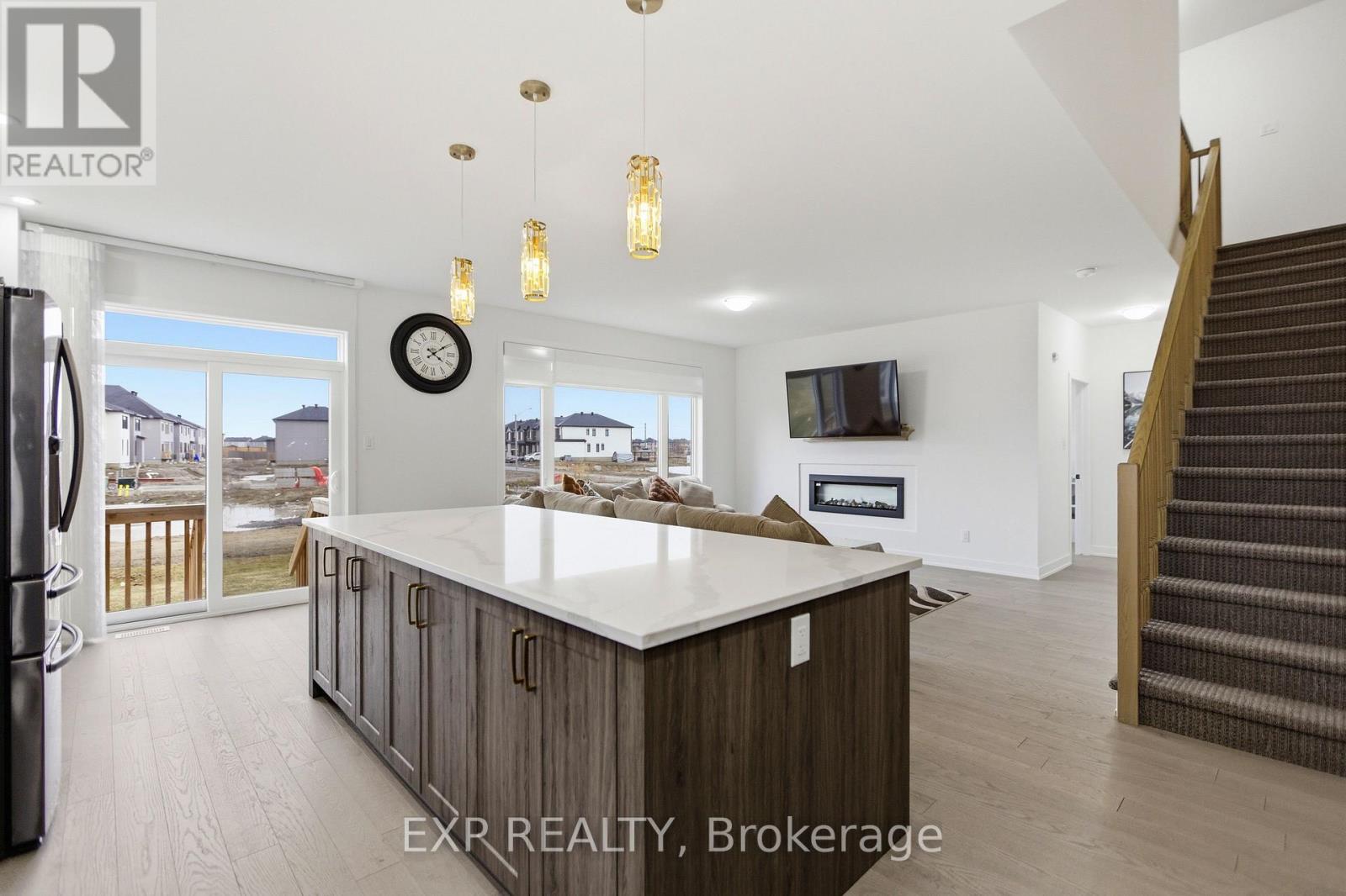 137 SHELLERIGHT STREET, Ottawa, Ontario, K2M0N9 — Photo 8