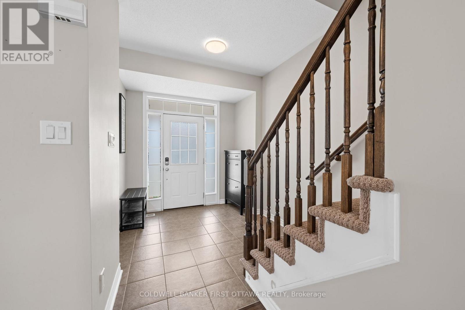 2176 SUNSET COVE CIRCLE, Ottawa, Ontario, K2J0T9 — Photo 4