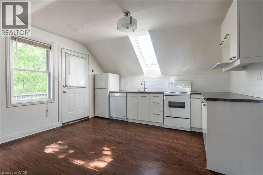 11 PROCTOR Boulevard Unit# 3, Hamilton, Ontario, L8M2M2 — Photo 2